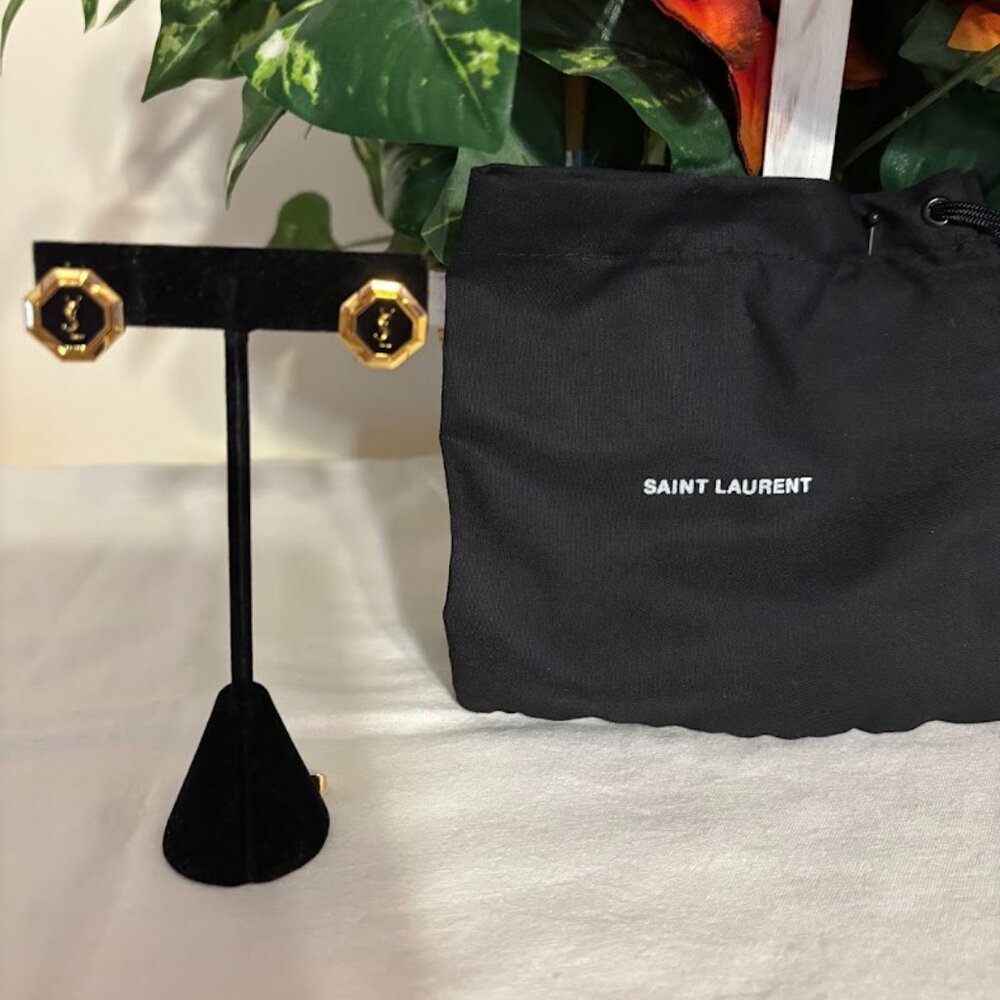 Beautiful YSL Gold Tone / Black Earrings with YSL pouch - Picture 10 of 16